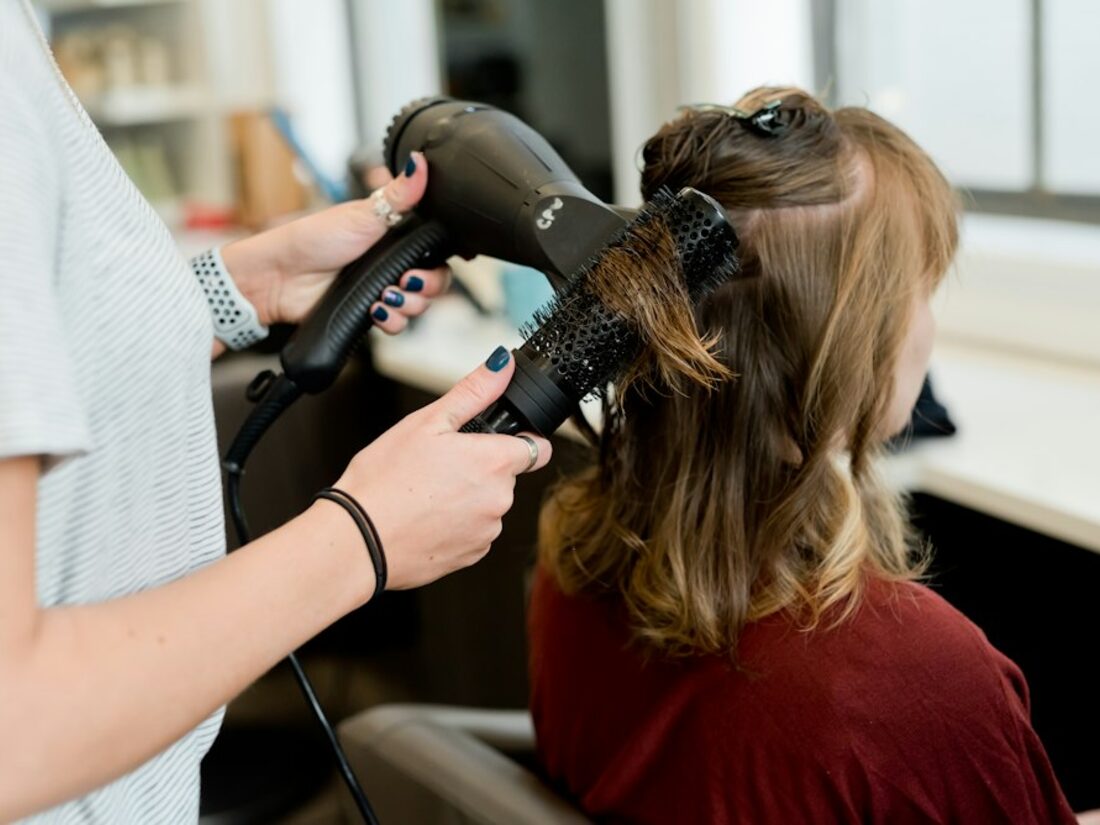 Blow-dry & finish